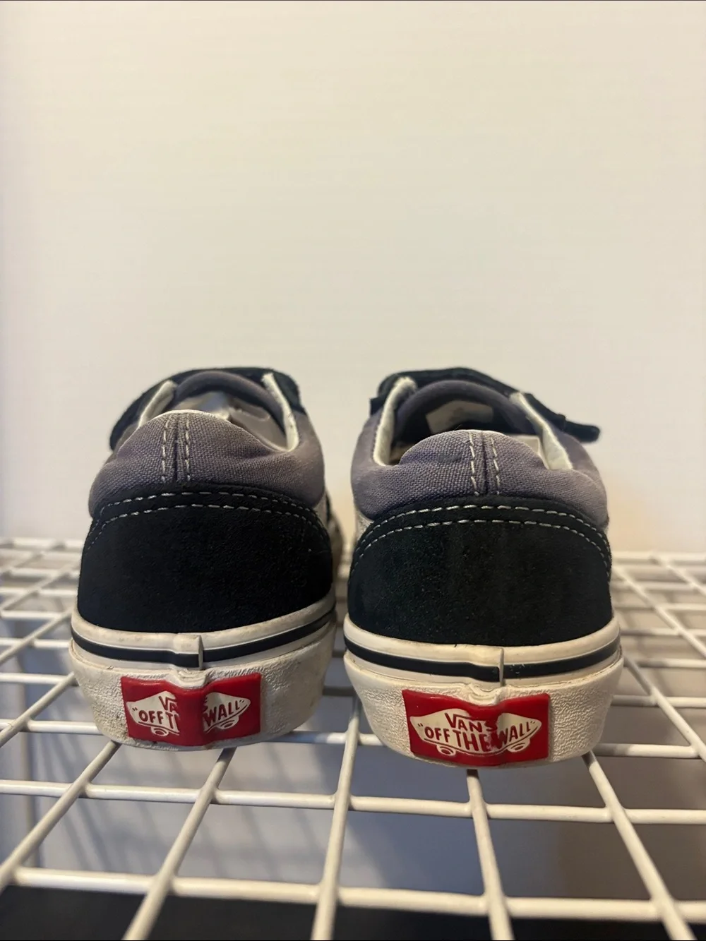 Kids Velcro Canvas Skate Shoes in Black and Purple